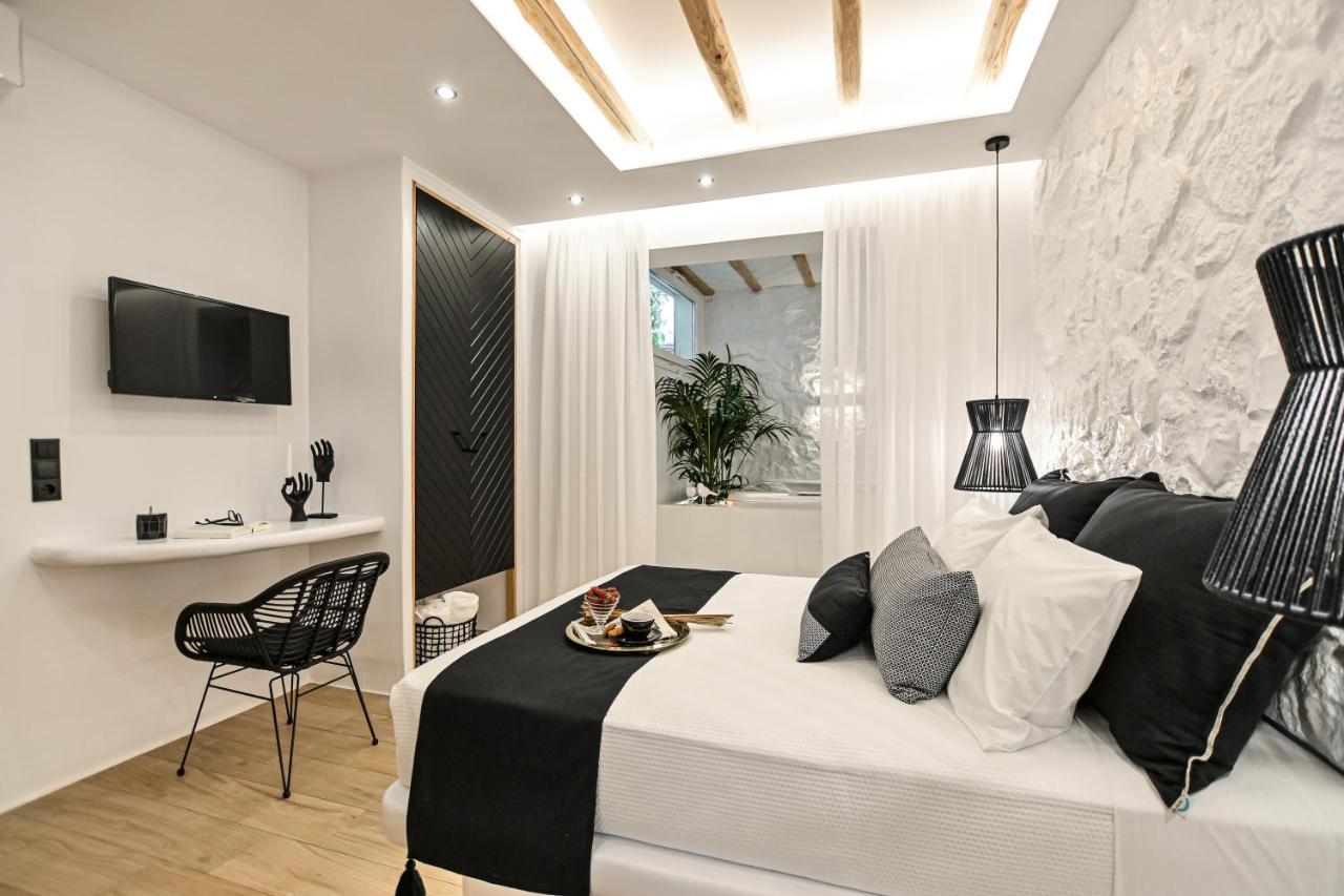 Mythos Luxury Suite Naxos City 外观 照片