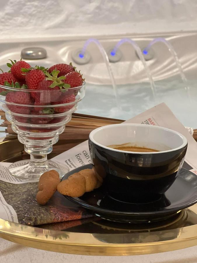 Mythos Luxury Suite Naxos City 外观 照片