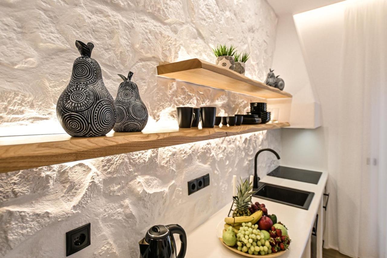 Mythos Luxury Suite Naxos City 外观 照片